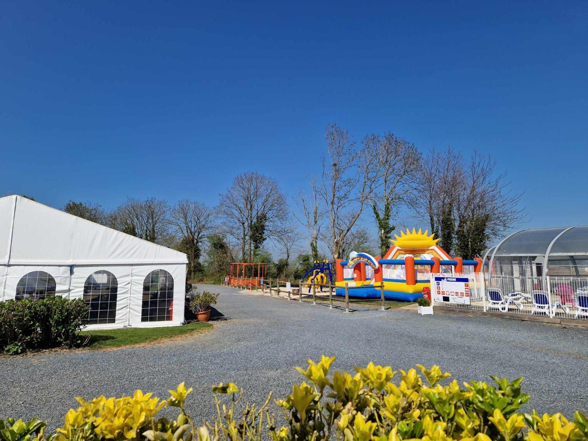 Camping le Clos de Balleroy Extérieur photo