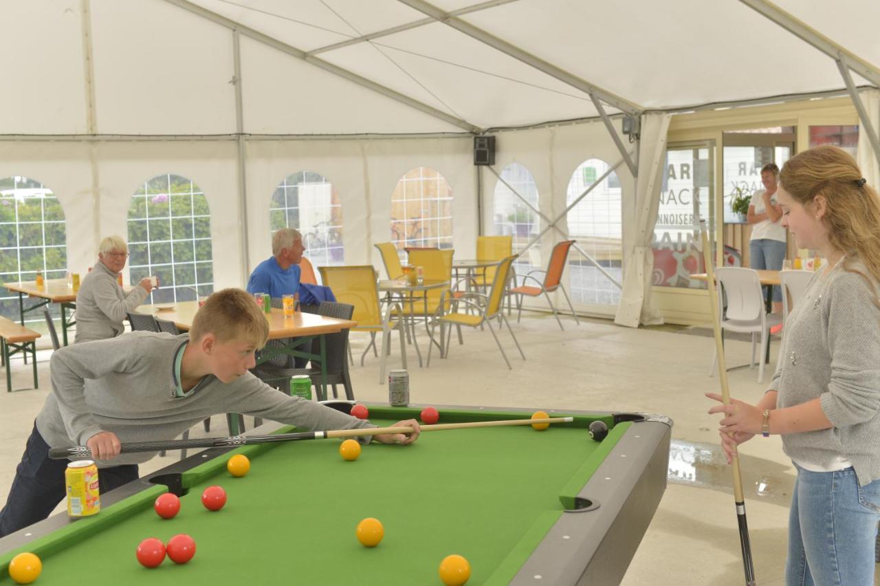 Camping le Clos de Balleroy Extérieur photo